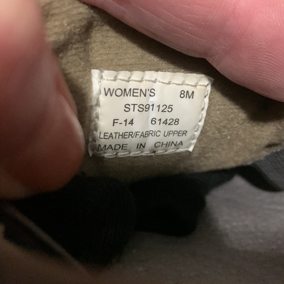 Women’s Sperry topsiders, size 8 - Picture 6 of 6